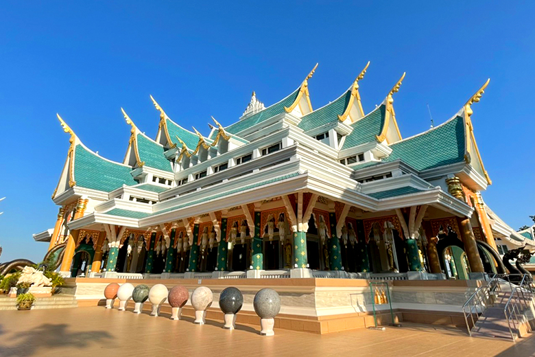 วัดป่าภูก้อน  ทัวร์ไหว้พระ ทัวร์อุดร เที่ยวอุดรธานี แพ็คเกจ เที่ยวอุดรธานี ที่เที่ยวจังหวัดอุดรธานี รวมโปรทัวร์อุดรธานี ทัวร์พรีเมี่ยม